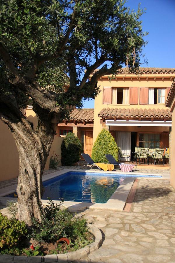 Villashim L' Escala Luaran gambar